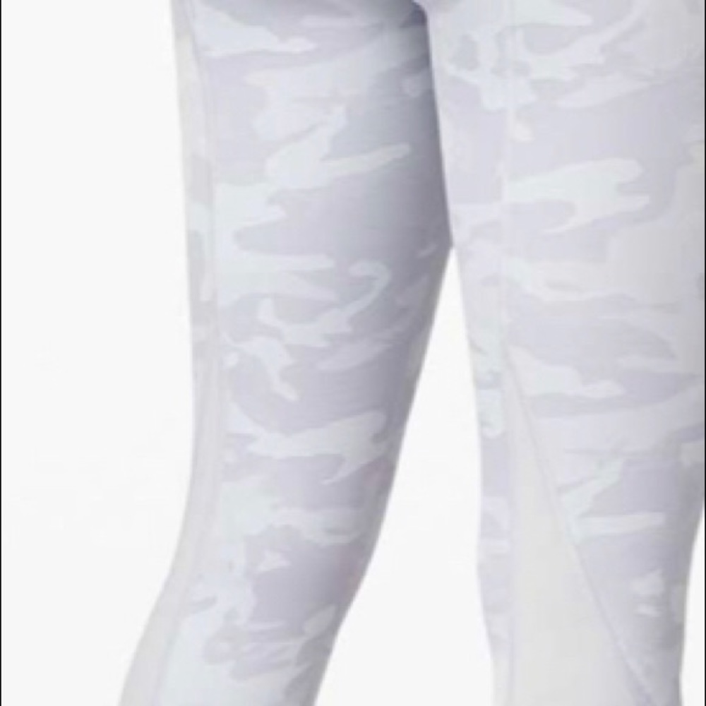 Lululemon wunder under hr crop 23” sclp